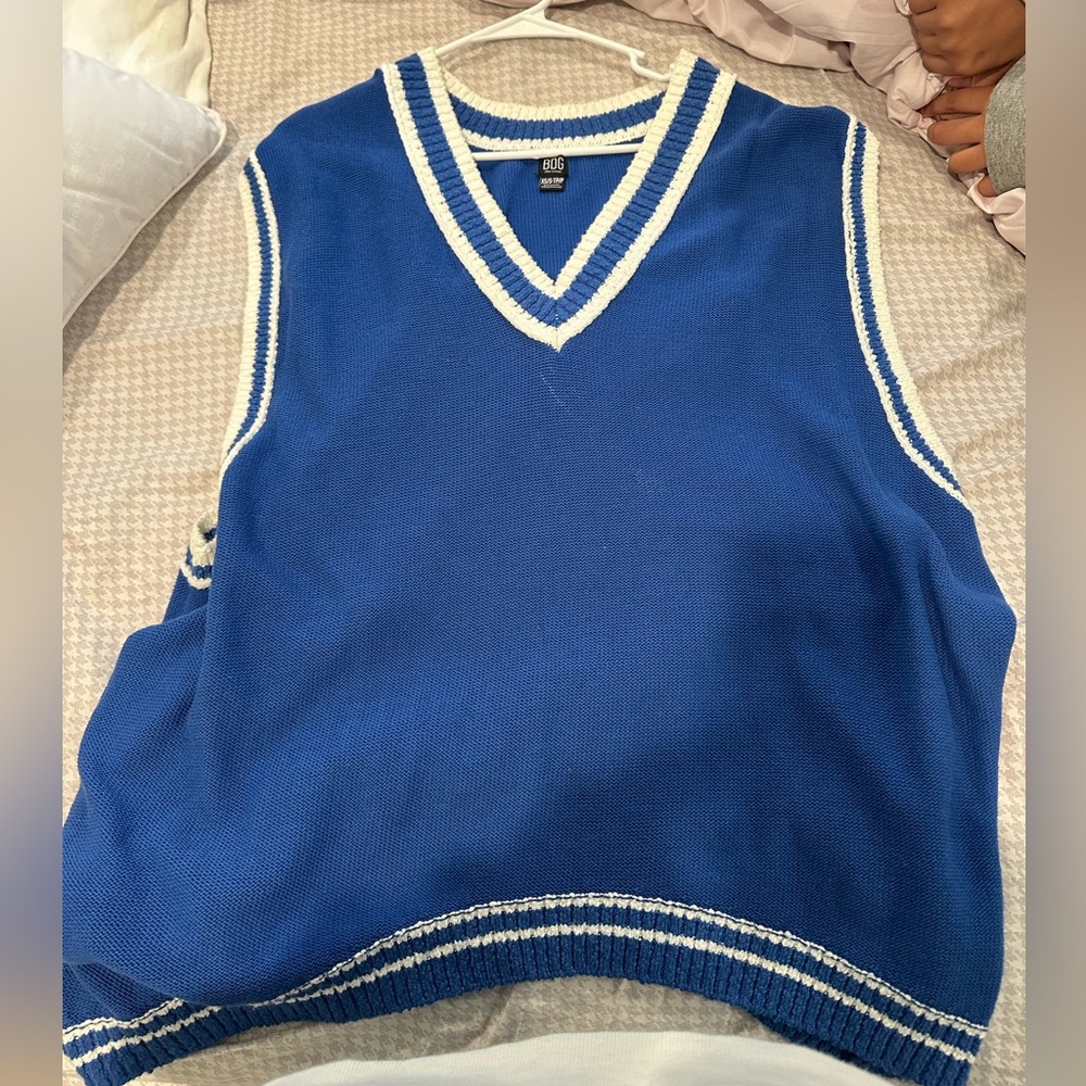 Oversized Urban Outfitters Vest in Blue